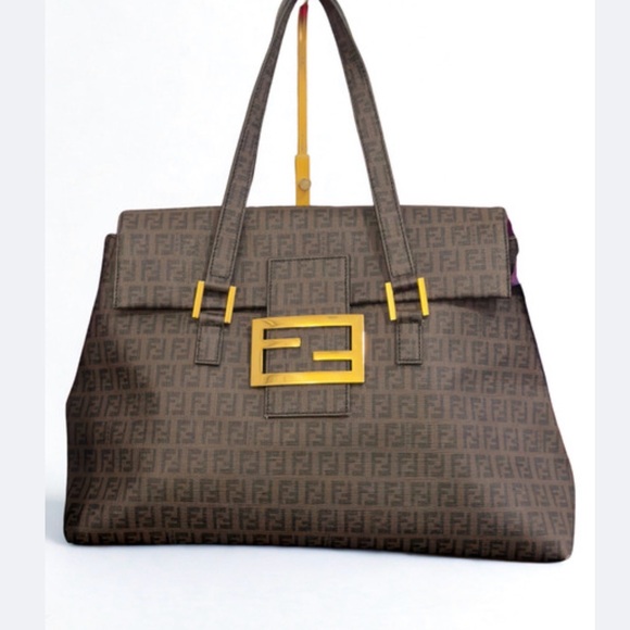 Fendi Handbags - Fendi Brown Mama Baguette